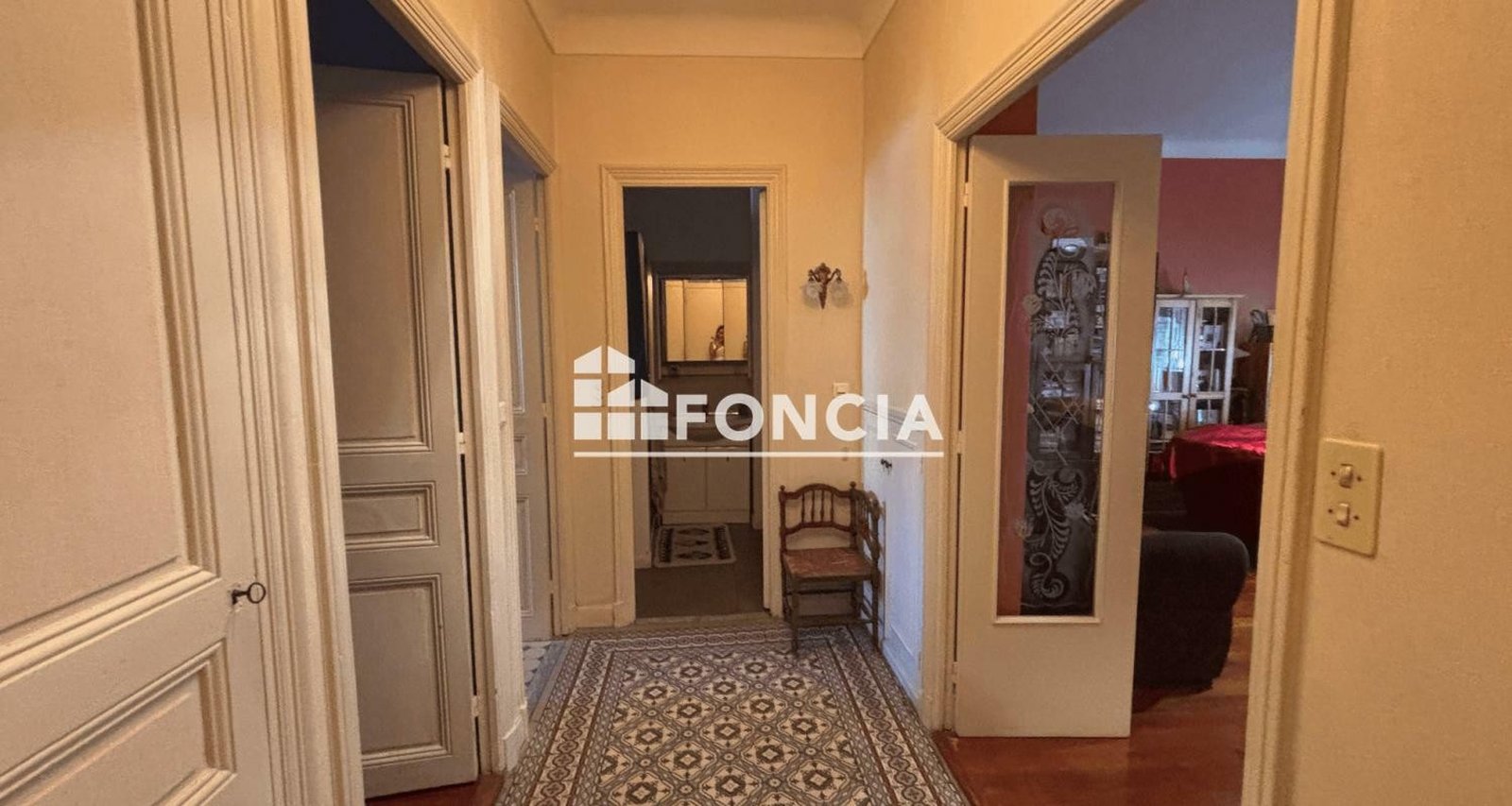 Property photo in Carre d'Or