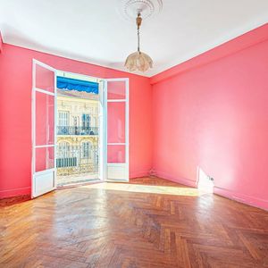 Property in Musicians Quarter