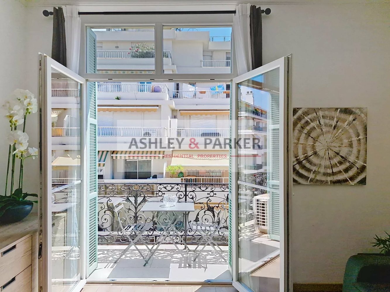 Property photo in Musicians Quarter