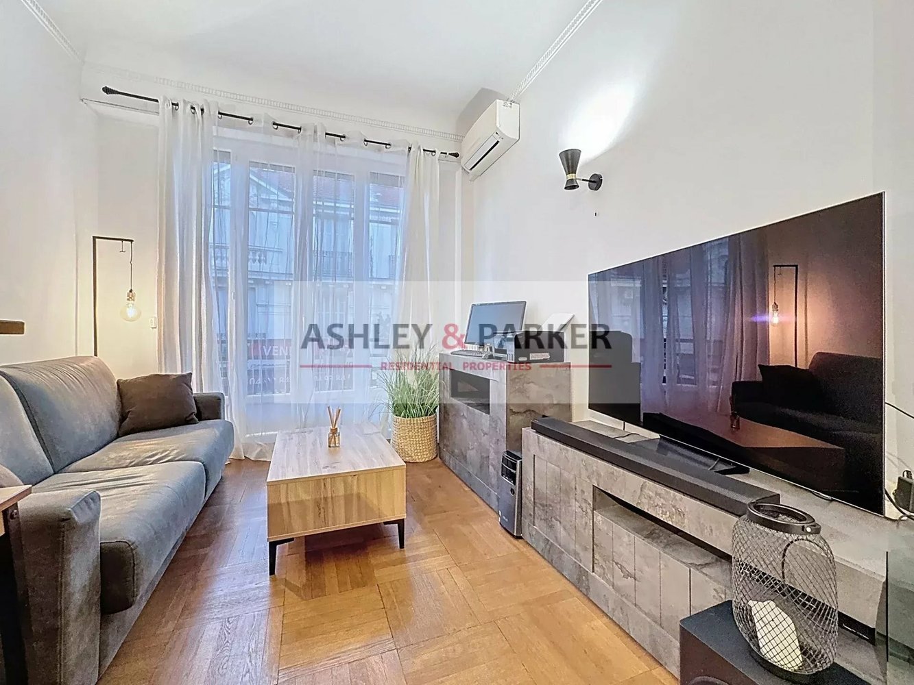 Property photo in Musicians Quarter