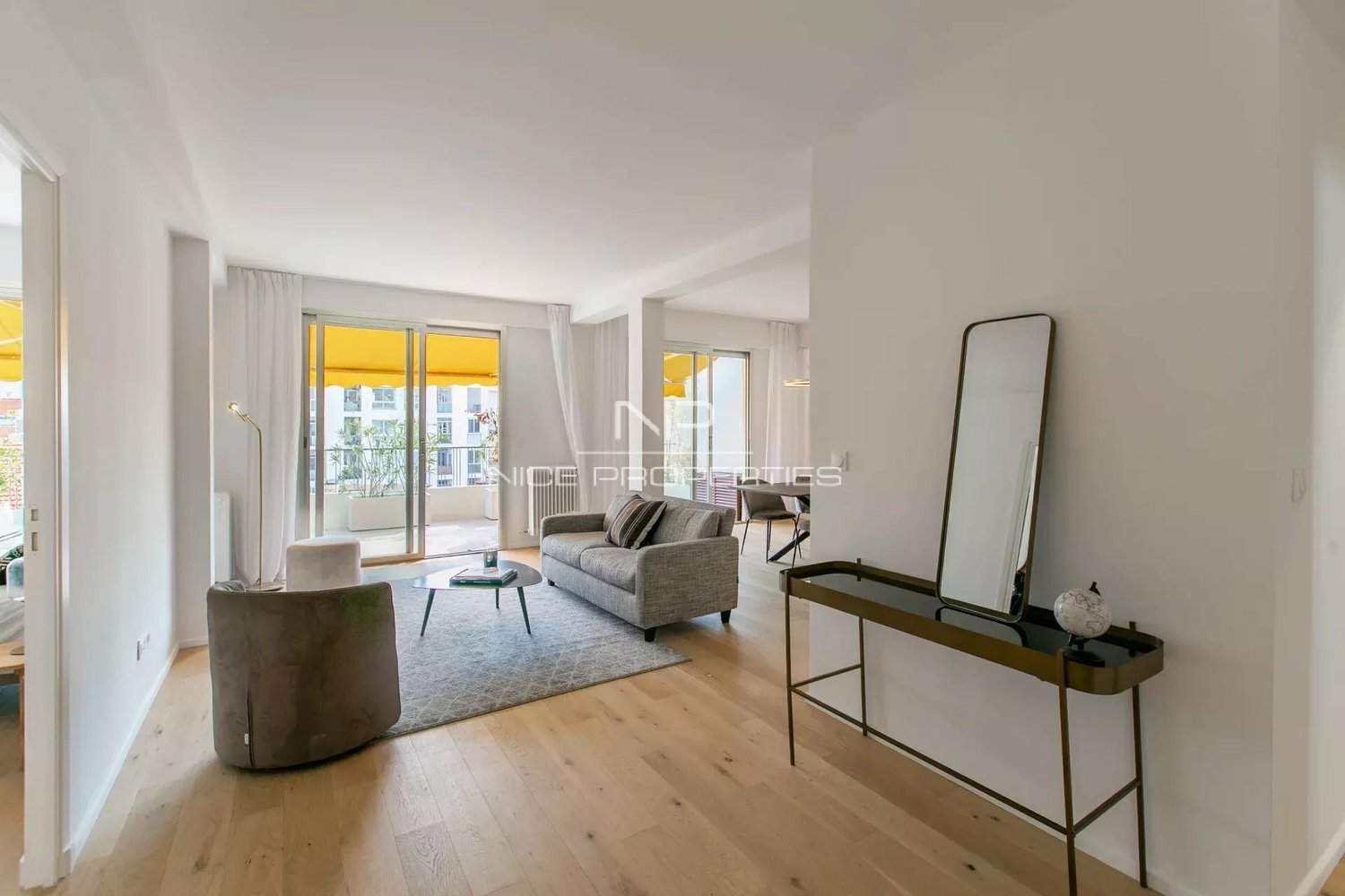 Property photo in Carre d'Argent