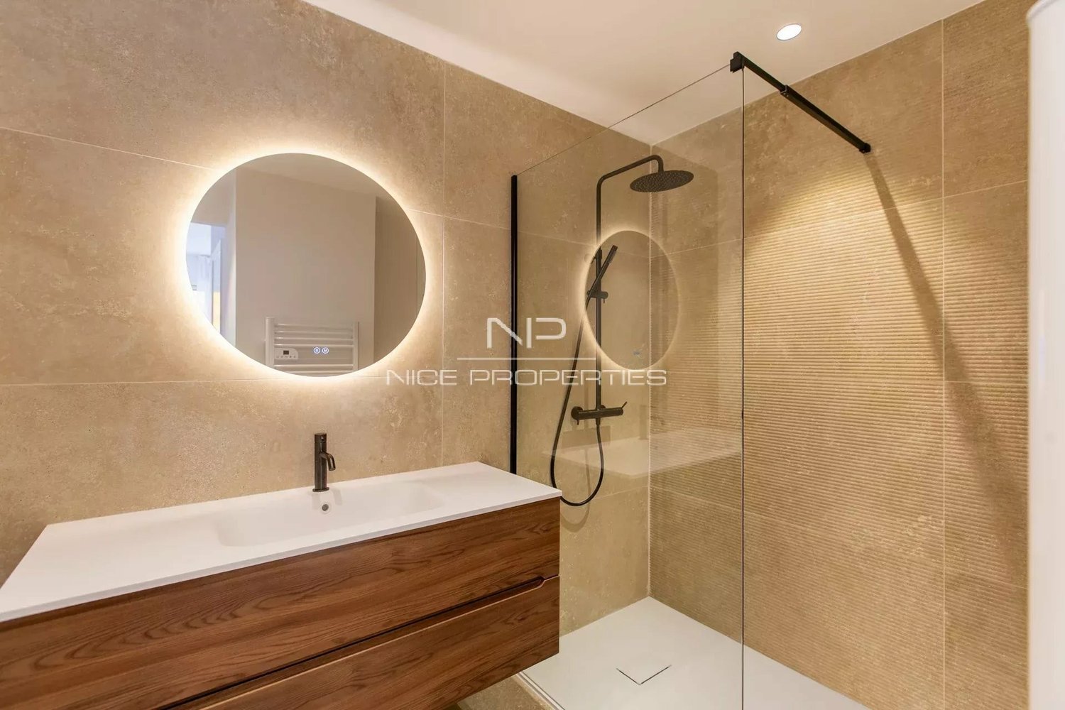 Property photo in Carre d'Argent