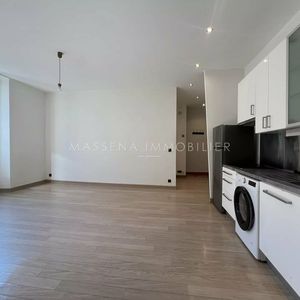 Property in Carre d'Argent