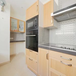 Property in Carre d'Argent