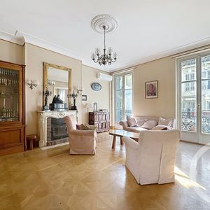 Property in Carre d'Argent