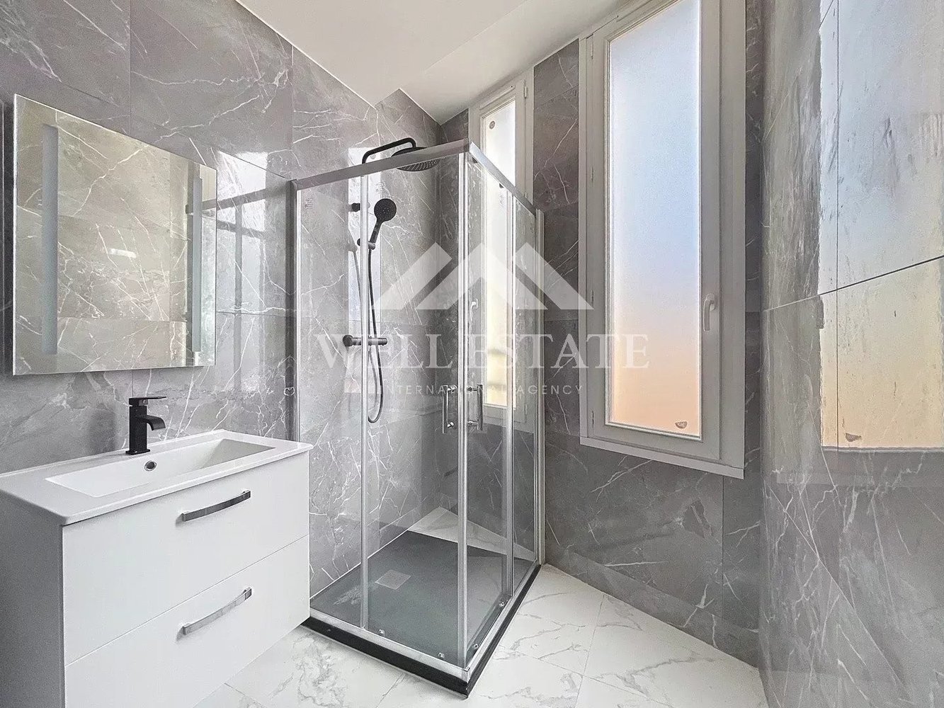 Property photo in Carre d'Argent