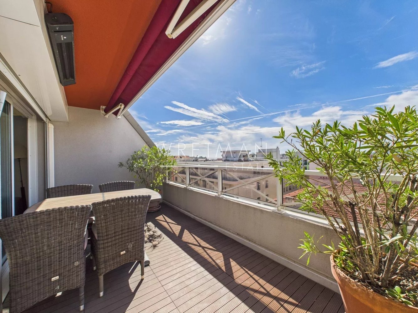 Property photo in Carre d'Argent