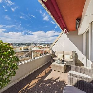 Property in Carre d'Argent