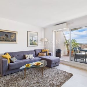 Property in Carre d'Argent