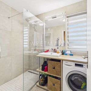 Property in Carre d'Argent