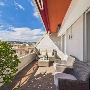 Property in Carre d'Argent