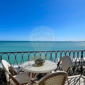 Property in Carre d'Argent