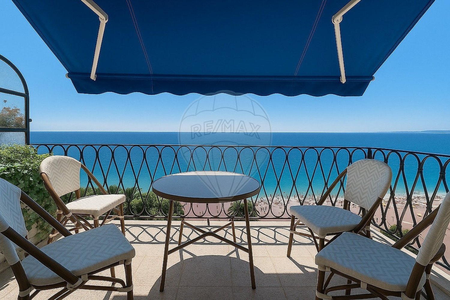 Property photo in Carre d'Argent