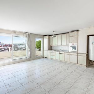 Property in Carre d'Argent