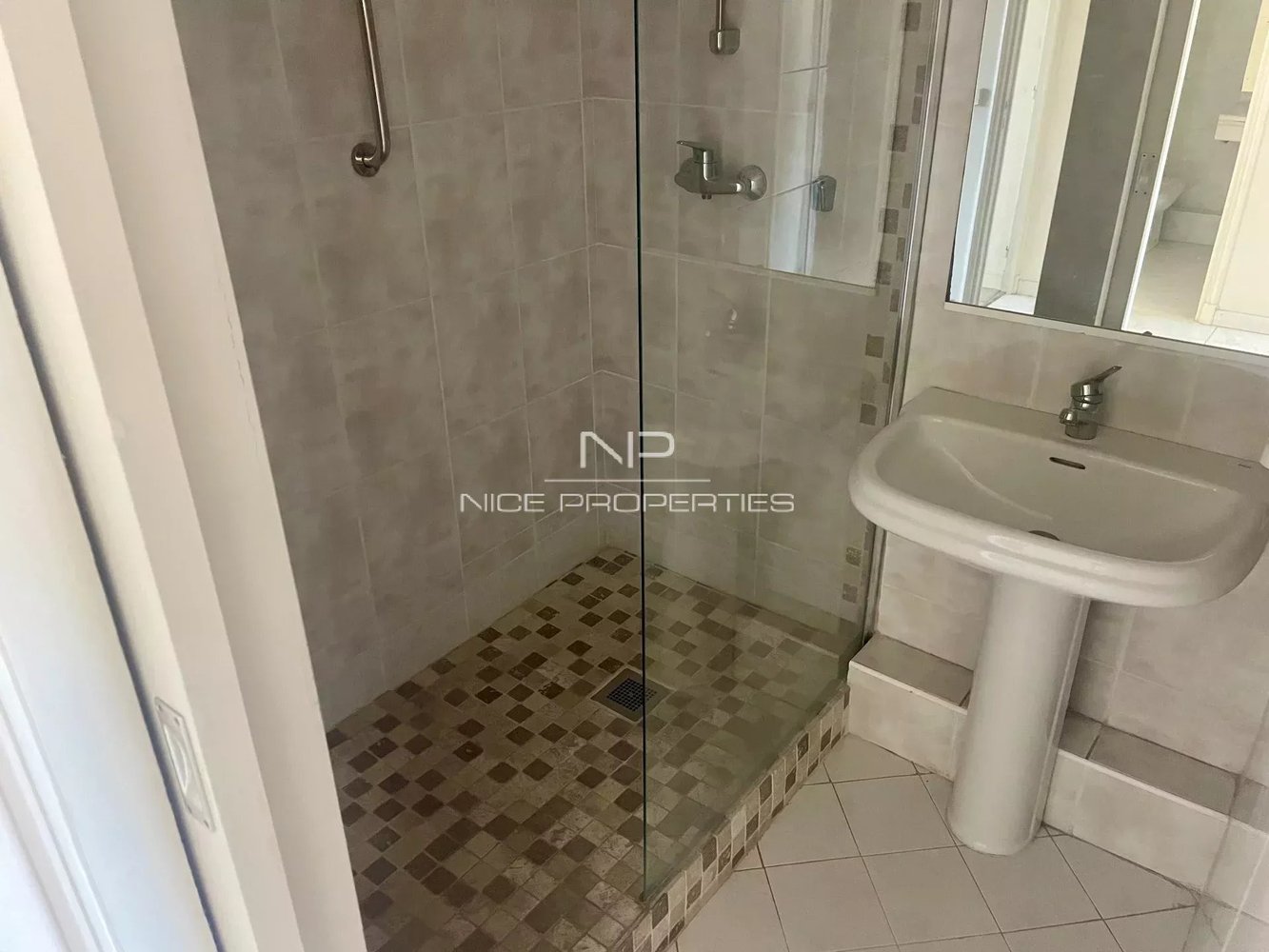 Property photo in Carre d'Argent