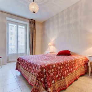 Property in Carre d'Argent