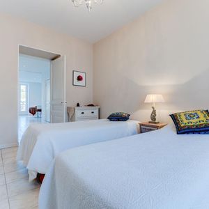 Property in Carre d'Argent