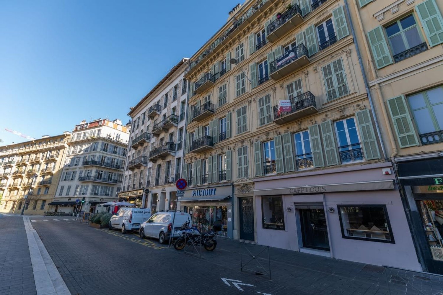 Property photo in Carre d'Argent