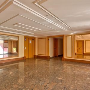 Property in Carre d'Argent