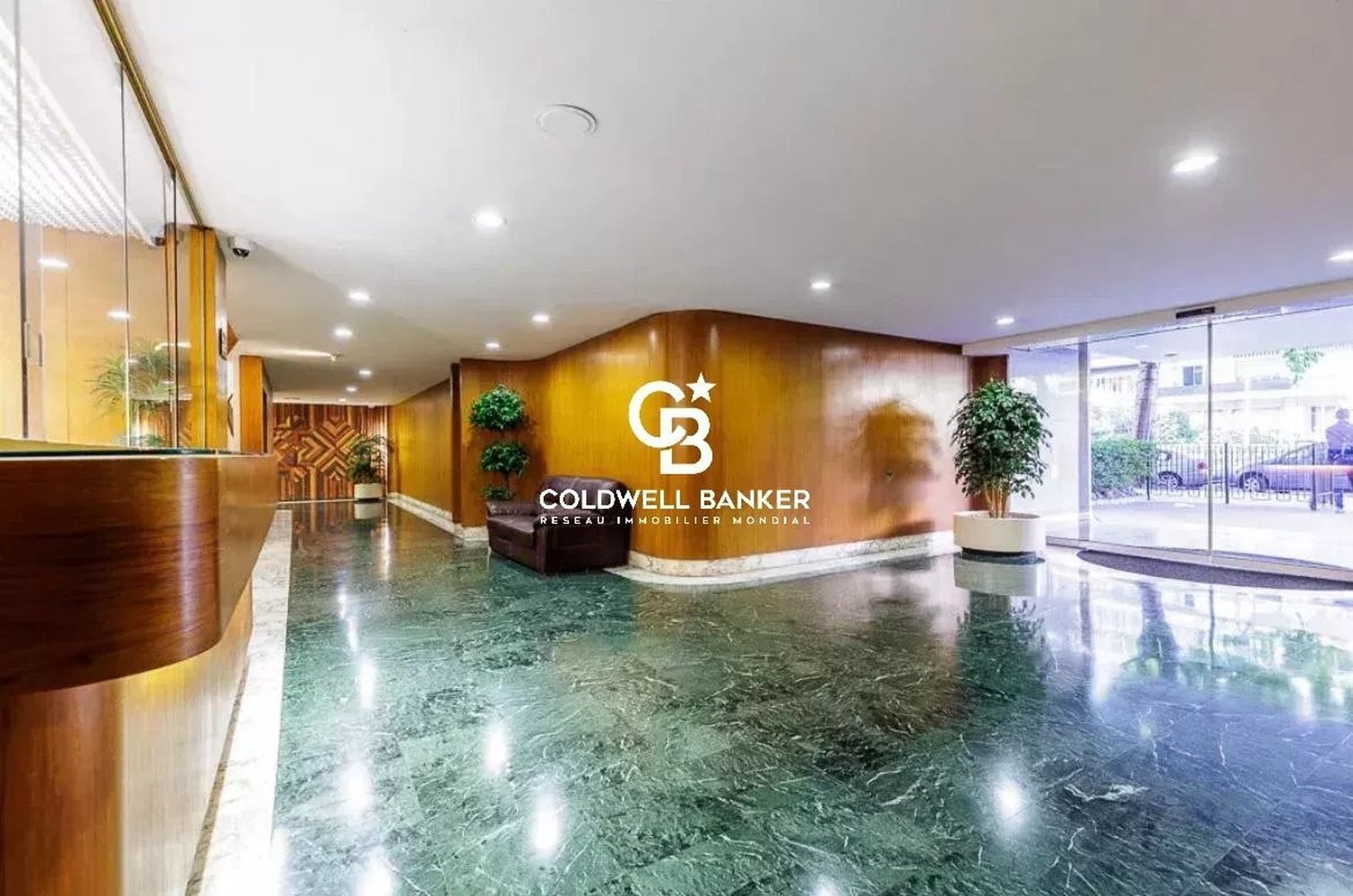 Property photo in Carre d'Argent