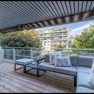 Property in Carre d'Argent