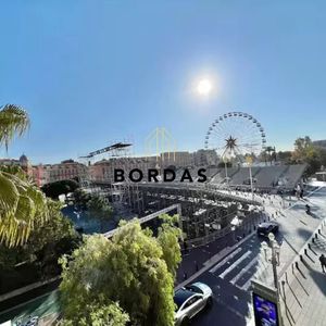 Property in Carre d'Argent