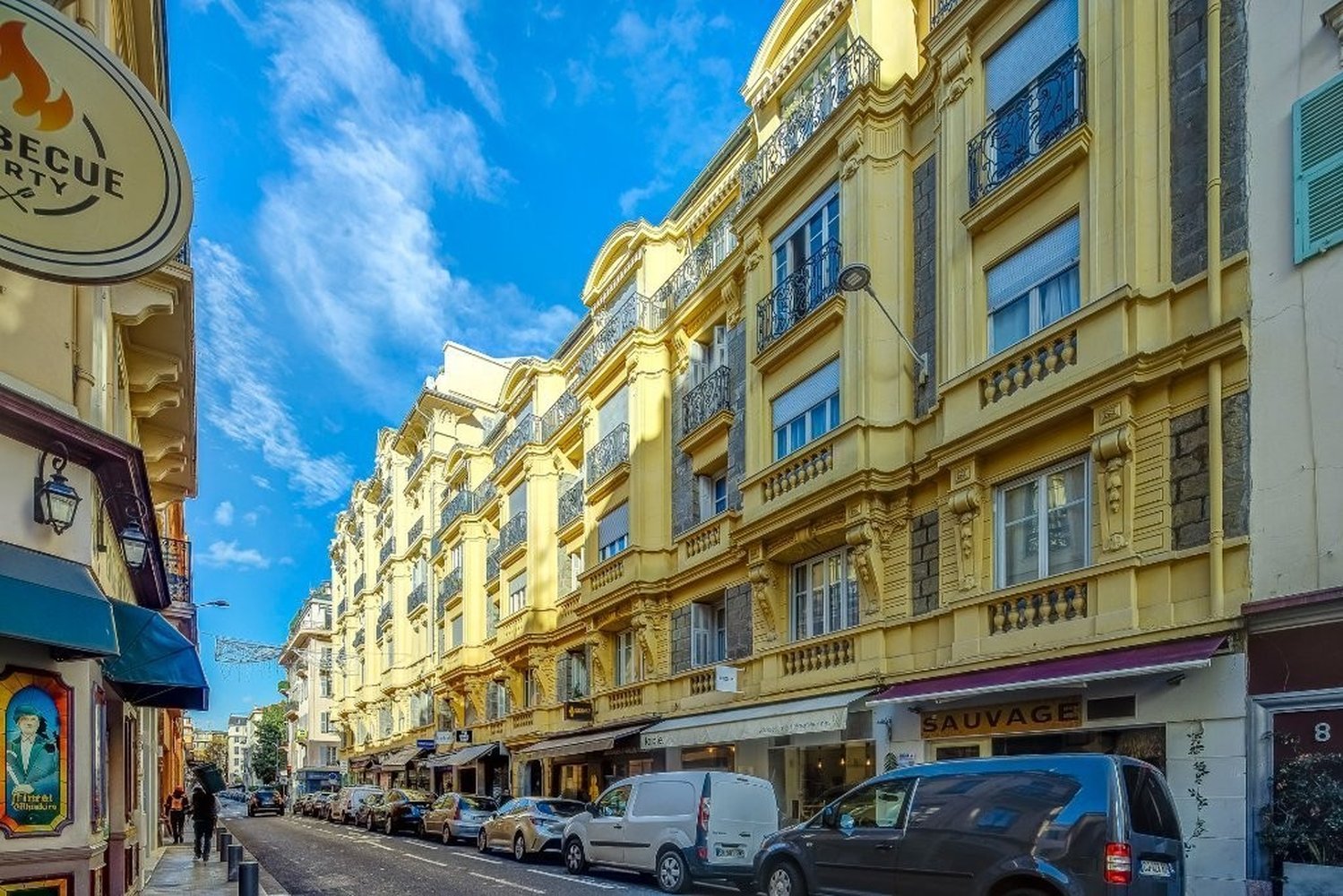 Property photo in Carre d'Argent