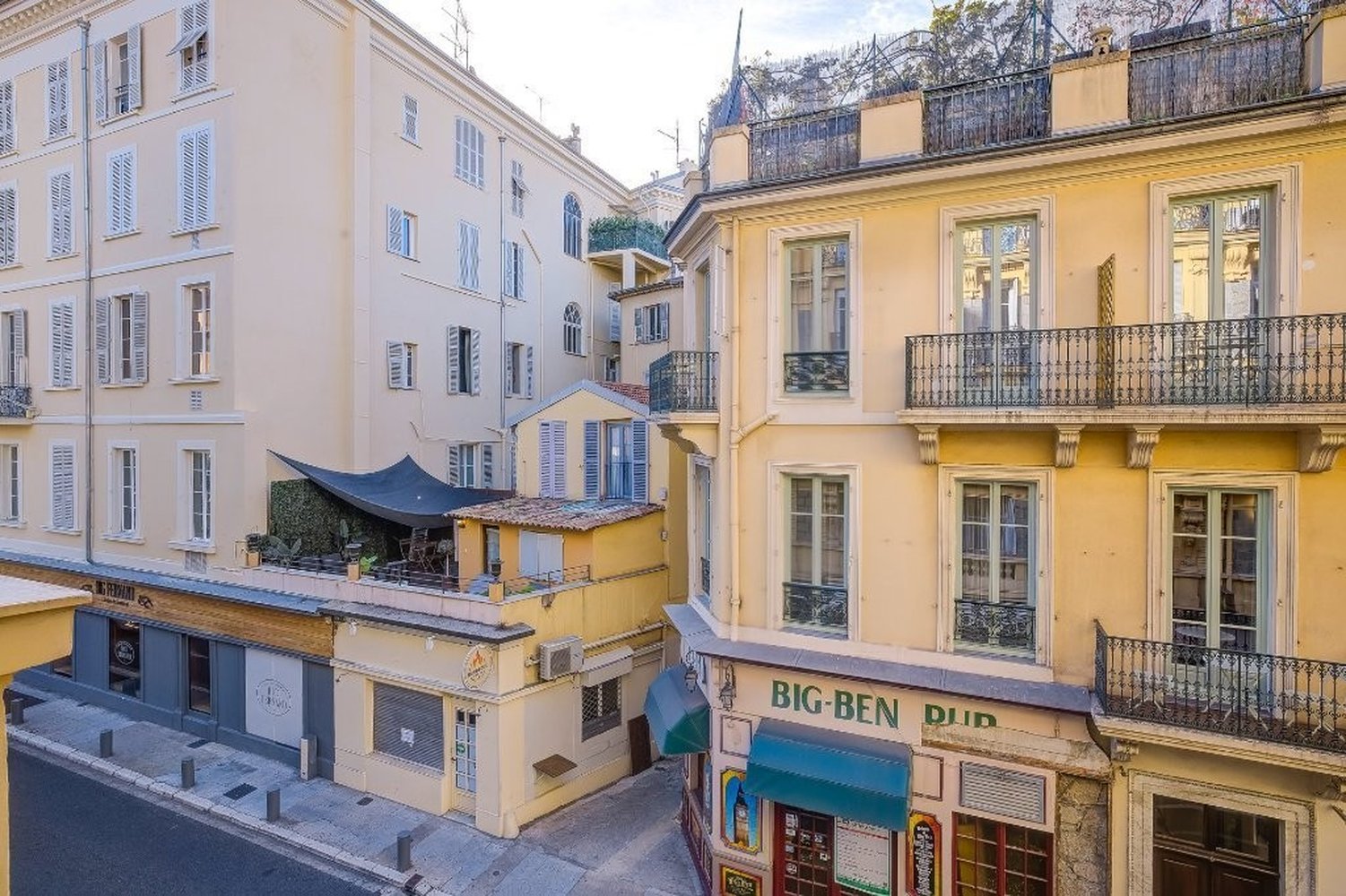 Property photo in Carre d'Argent