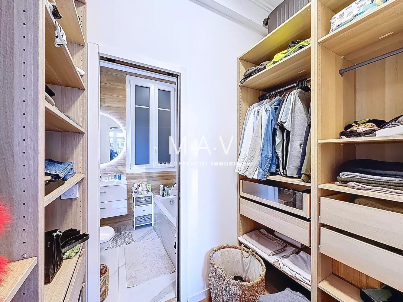 Property photo in Carre d'Argent