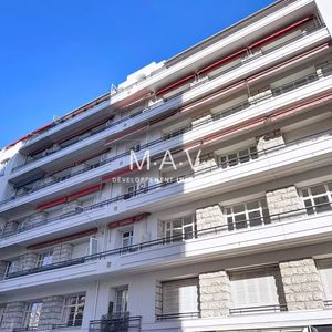 Property in Carre d'Argent