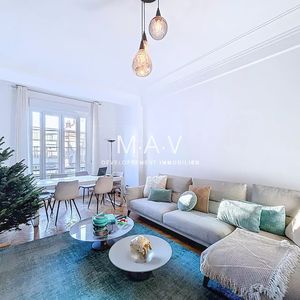 Property in Carre d'Argent