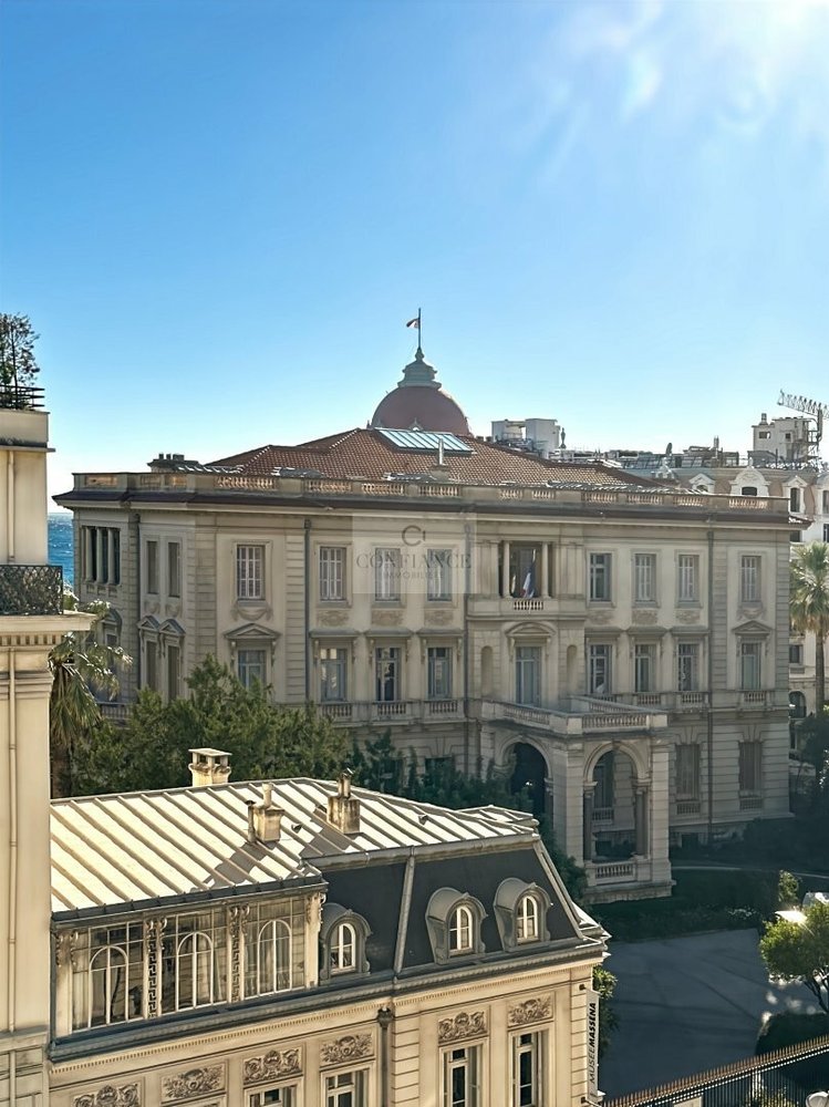 Property photo in Carre d'Or