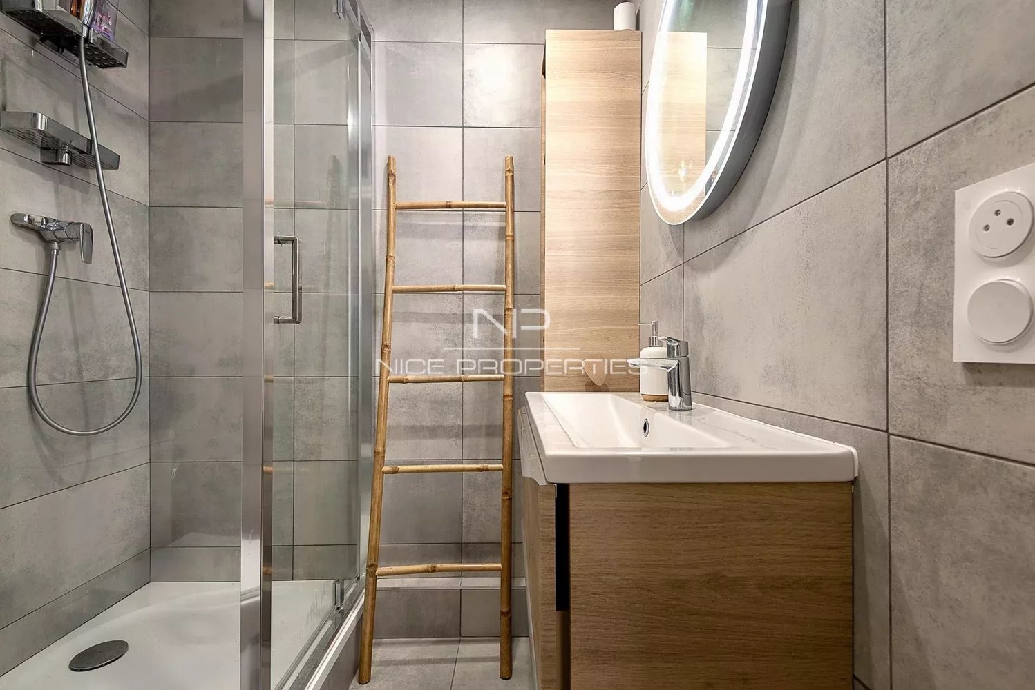 Property photo in Carre d'Or