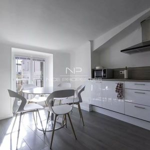 Property in Carre d'Or