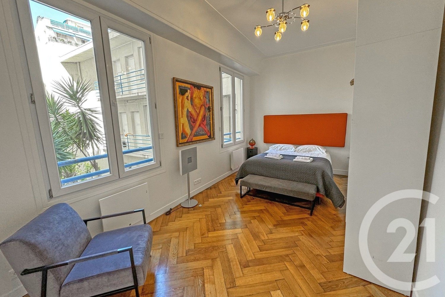 Property photo in Carre d'Or