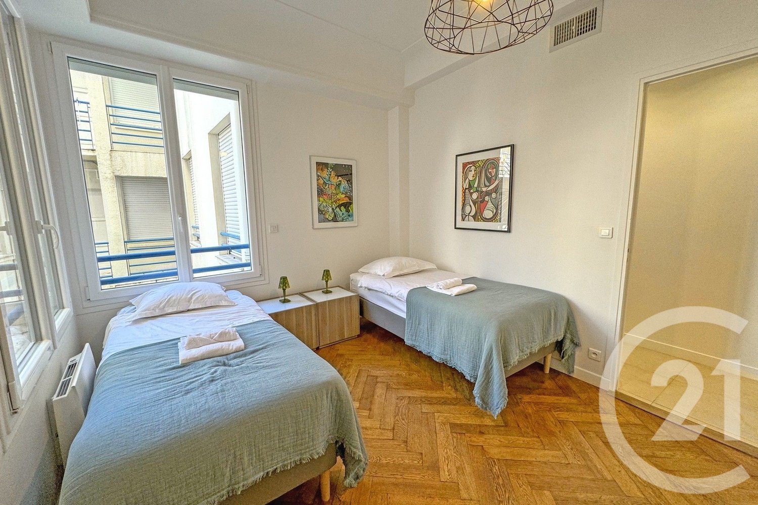 Property photo in Carre d'Or
