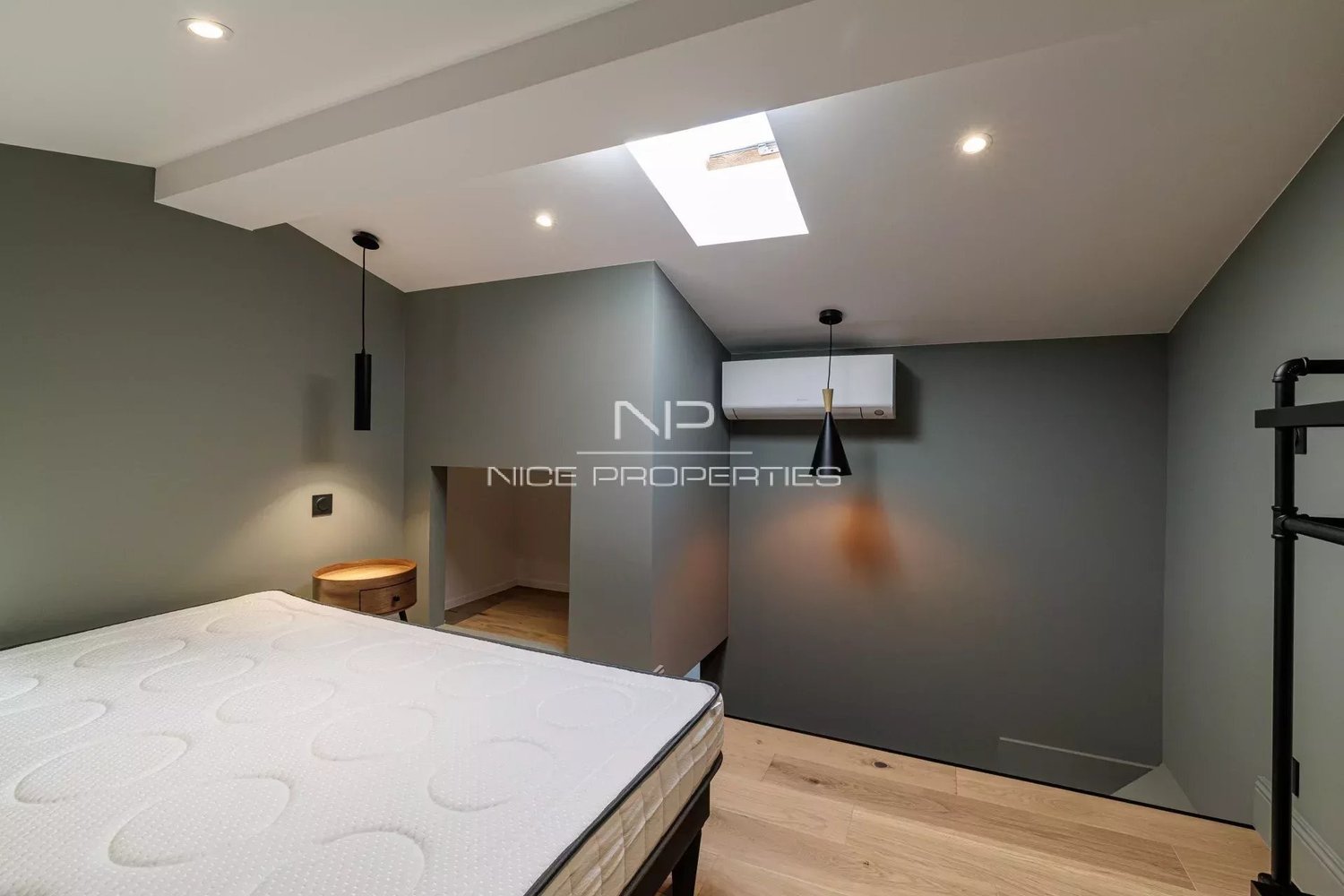 Property photo in Carre d'Or