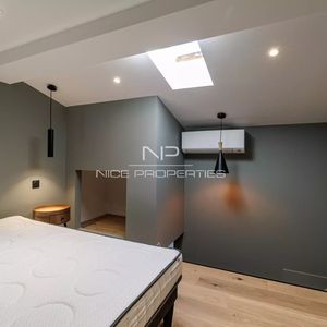 Property in Carre d'Or