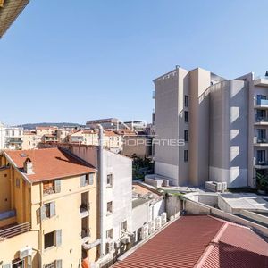 Property in Carre d'Or