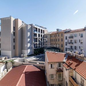 Property in Carre d'Or