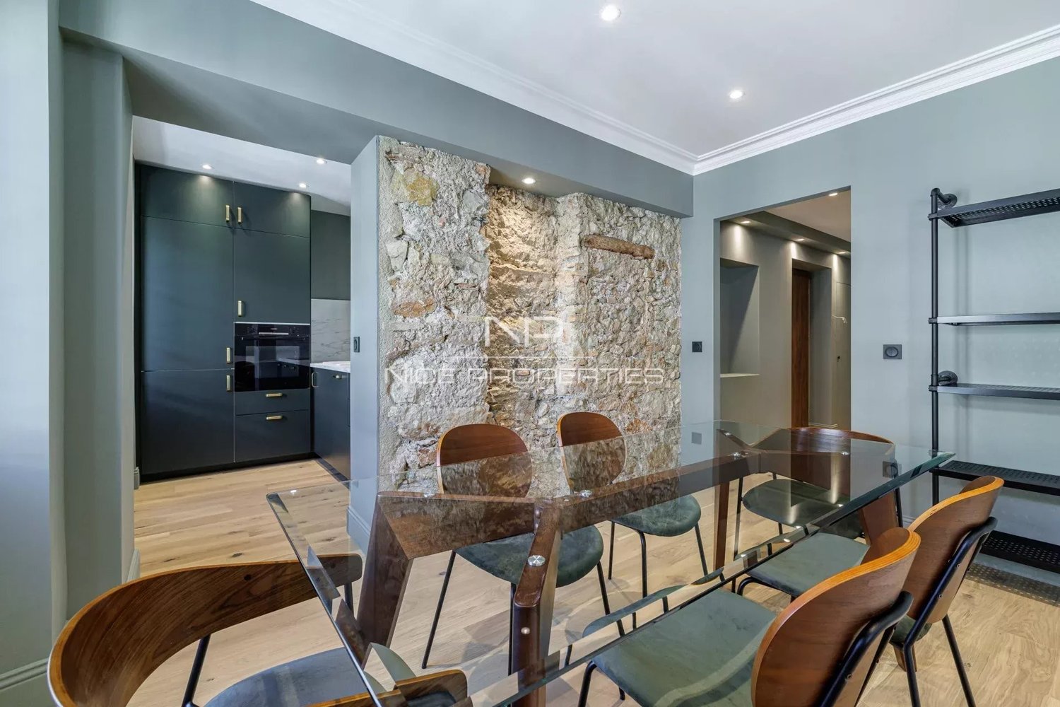 Property photo in Carre d'Or