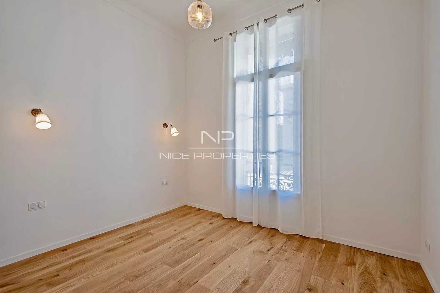 Property photo in Carre d'Or