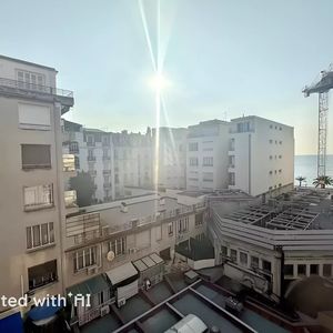 Property in Carre d'Or