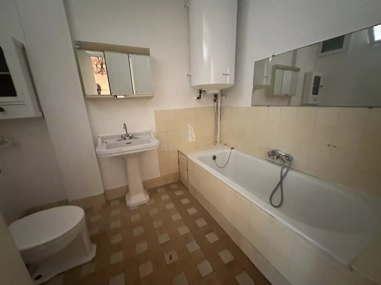 Property photo in Carre d'Or