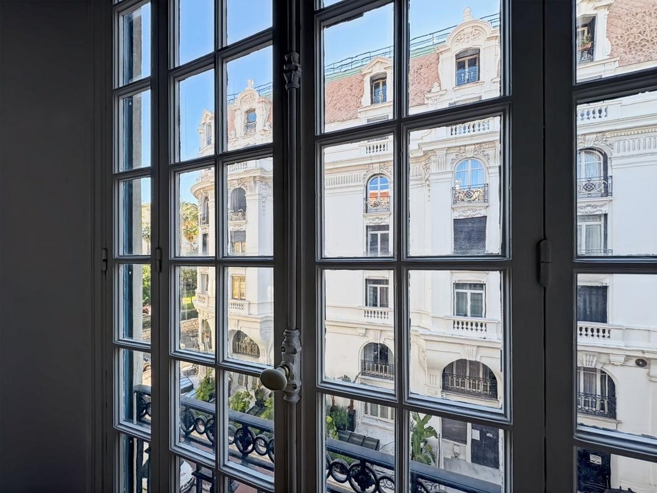 Property photo in Carre d'Or