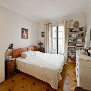 Property in Carre d'Or