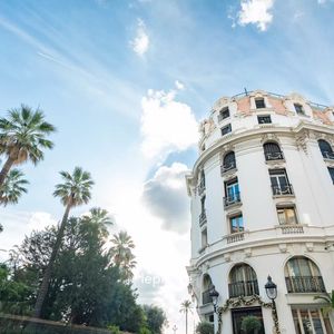 Property in Carre d'Or