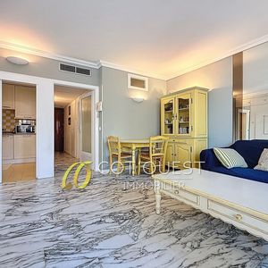 Property in Carre d'Or