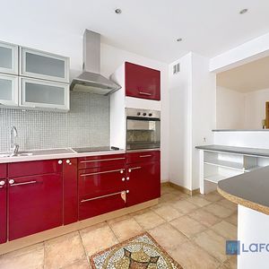 Property in Musicians Quarter