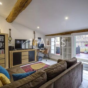 Property in Old Town